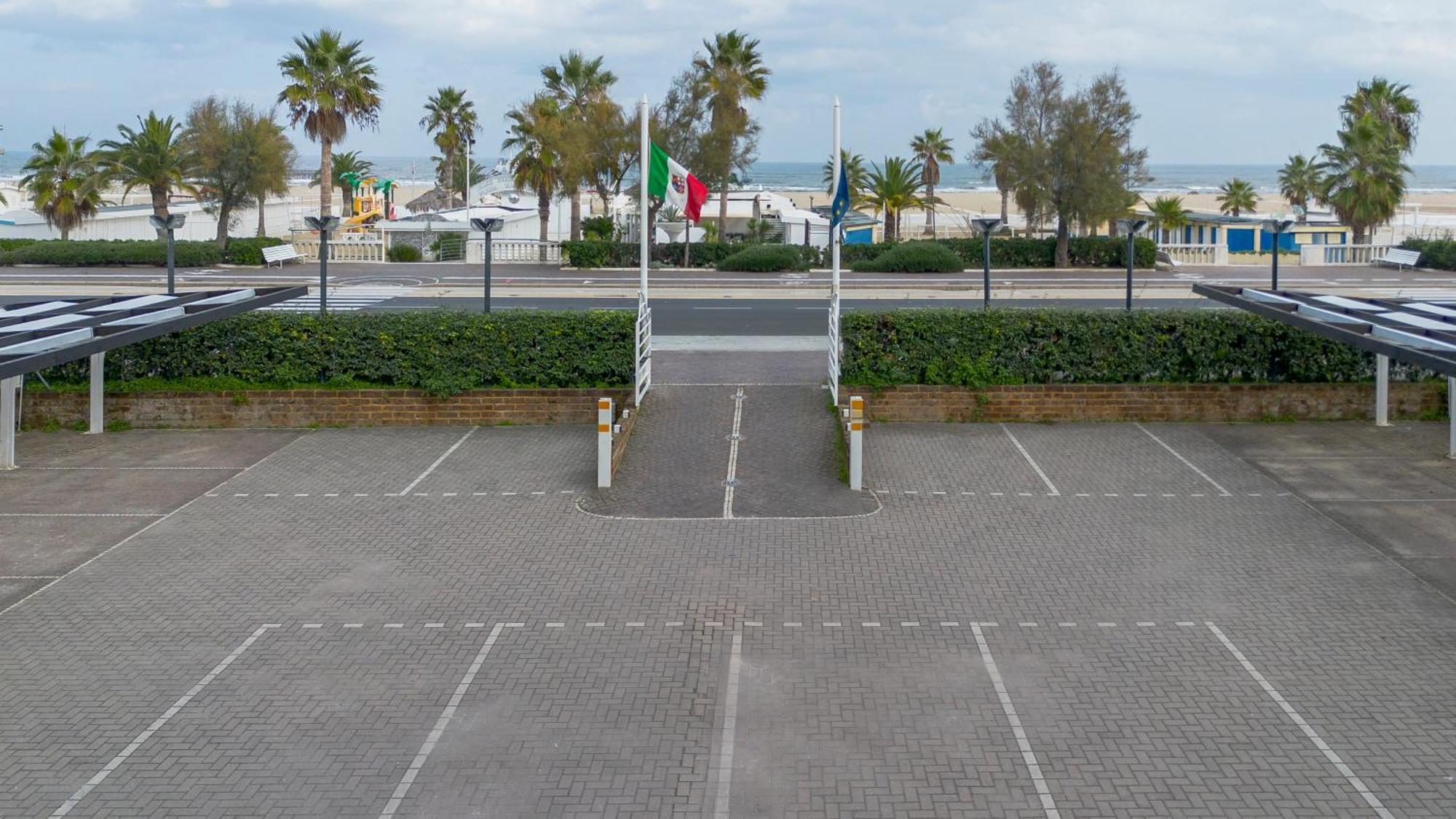 Hotel Du Soleil Rimini Esterno foto